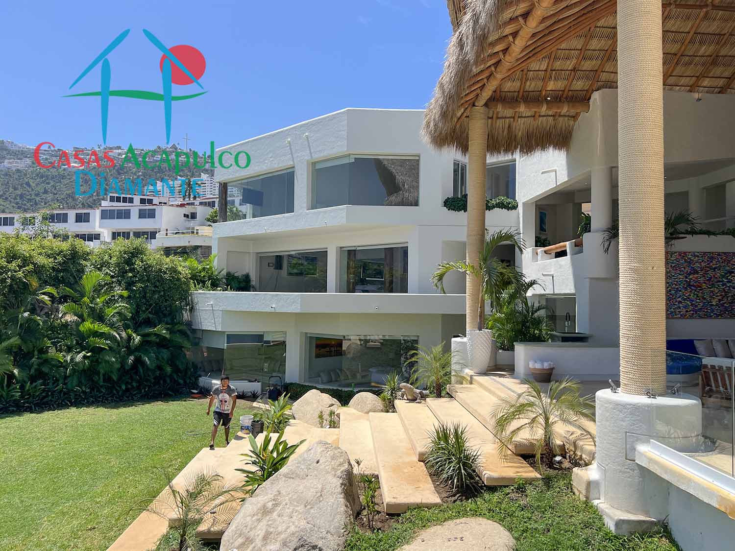 Villa Sahasrara - Alberca y jardín 3